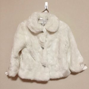 Soft & fuzzy faux fur coat size 2